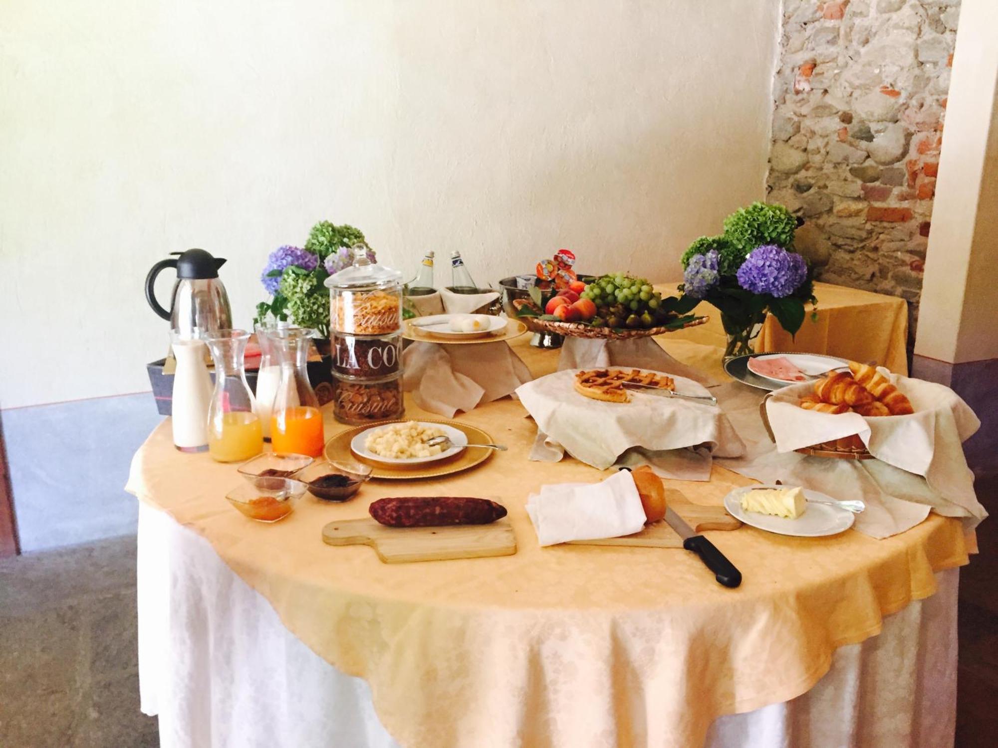 Le 5 Frecce Villa Cavour Екстериор снимка