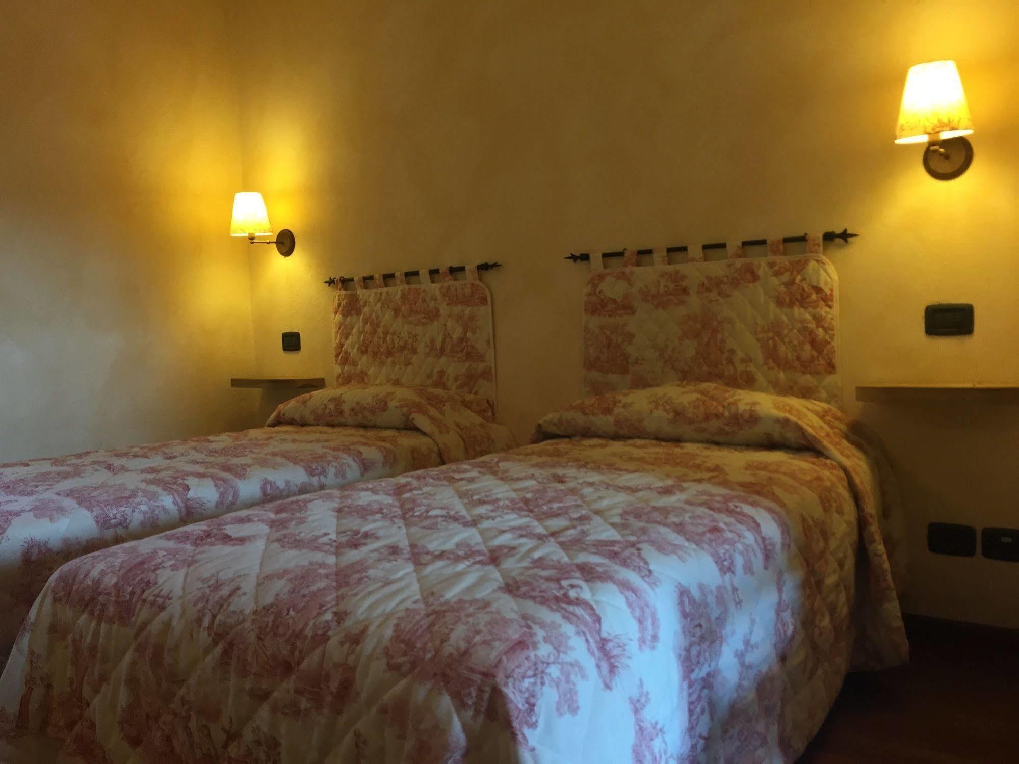 Le 5 Frecce Villa Cavour Екстериор снимка